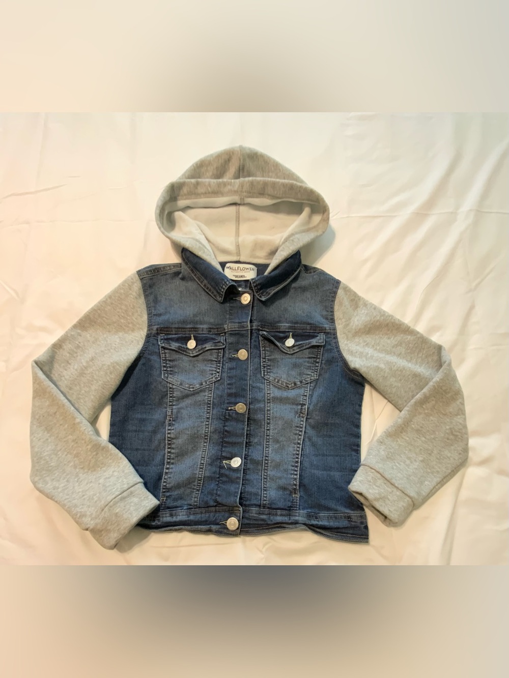 Wallflower Dreamer Women’s Blue Denim Jacket Gray Hood Button-Front Size L